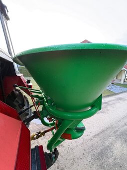 Rozmetadlo umelého hnojiva - 3