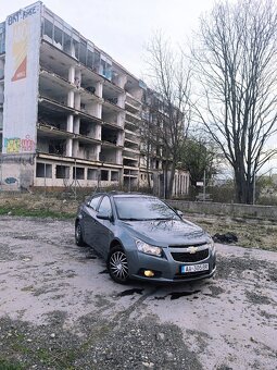 Chevrolet Cruze - 3
