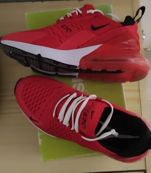 Predám skoro nové tenisky Nike Air Max - 3