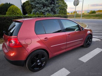 Volkswagen Golf 5 77kw rok 2007 - 3