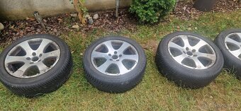 5x112 R17 215/50 r17 touran cross - 3