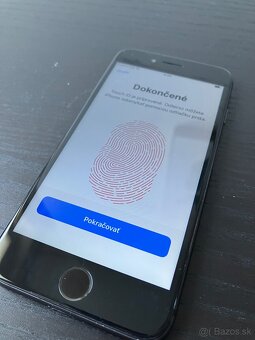 iPhone 8 64 GB / 100% - 3