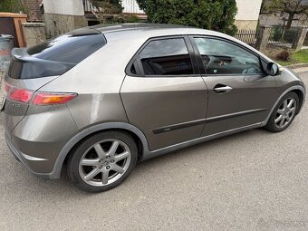 Honda Civic - 3
