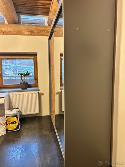 Šatníková skriňa 1 rok použivaná - 3