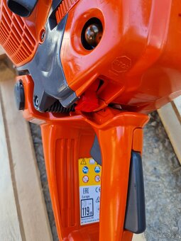 Husqvarna 565 professional motorova zaruka - 3