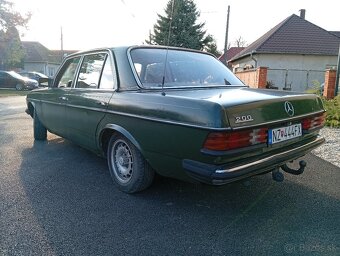 Mercedes Benz 123 - 3