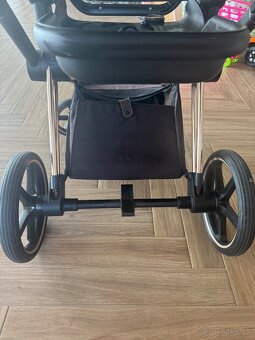 Podvozok so sedenim cybex priam 4.0 - 3