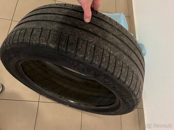 235/45 R18 letné - 3