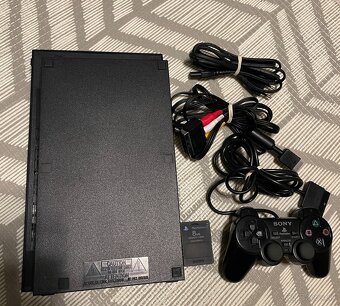 Sony PlayStation 2 Fat - model :SCPH 50004 - 3
