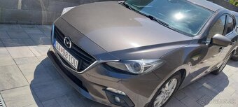 Predam Mazdu 3 Skyactive - 3