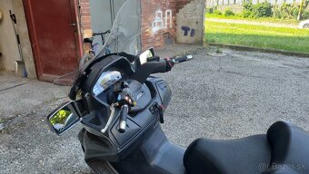 Suzuki AN650 Burgman Executive - 3