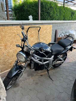 Suzuki SV650 - 3