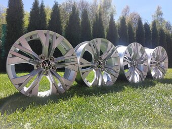 R17 VW PASSAT Alltracka B8 - 3