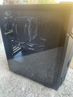Kompletný herný set – RTX 2060 + 2 monitory + HyperX slúchad - 3