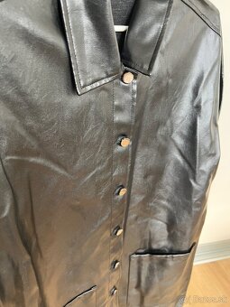 Dámsky čierny kožený kabát - 3