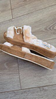 UGG šlapky bledé - 3
