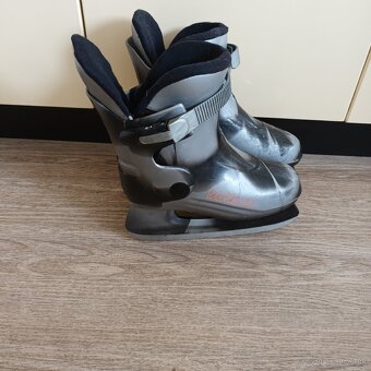 Predám korčule v.33 - 3