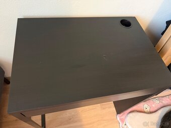 Stolík pod PC IKEA Micke čierny - 3