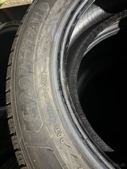 215/60R17 C - 3