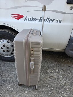 Predám kufor 20kg - 3