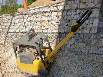 vibračná doska, žaba - 3