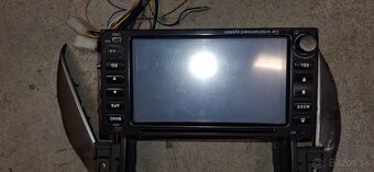 Autorádio Toyota RAV4 - 3