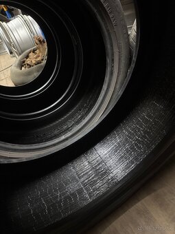 Predám 4ks pneumatik 235/45R18 94w - 3