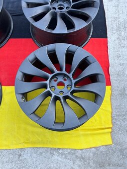 Tesla Model Y 21" Überturbine - 3