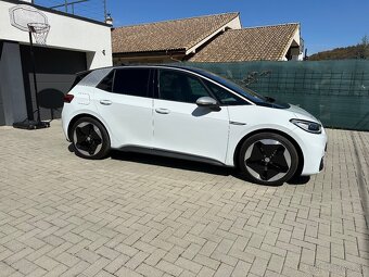 Volkswagen ID.3 Performance Upgrade 58kWh 1st - 3