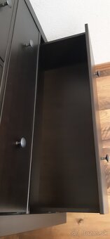knižnica Hemnes IKEA - 3