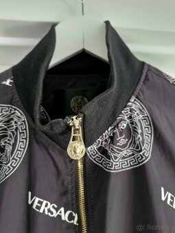 Versace a Versace Jeans Couture prechodna bunda a tricko - 3