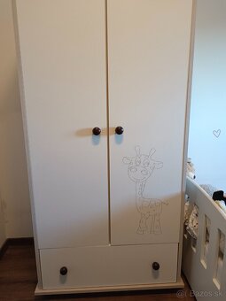 Detská postielka, komoda a skrina - 3