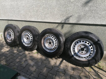 205/80 r16 - 3