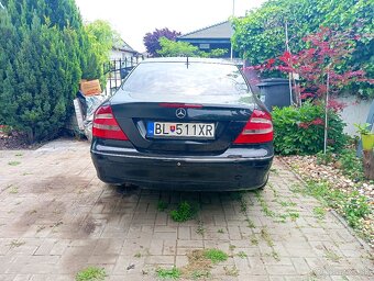 Predam MB Clk 270 na nahradne diely - 3