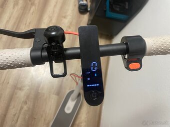 Xiaomi mi 3 kolobežka - 3