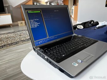 Laptop DELL Studio 1735 - 3