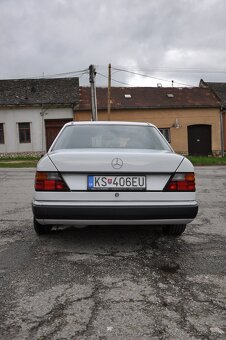Mercedes Benz W124 - 3