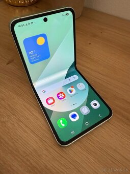 Predám Samsung Galaxy Z Flip6 12 GB/256 GB Mint – ako nový - 3
