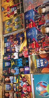 Panini, Topps - karty, nalepky, albumy - 3