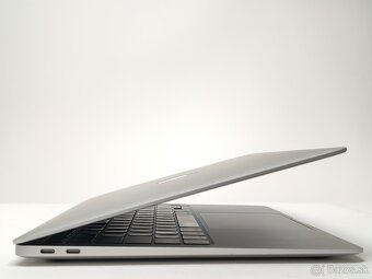 ZÁRUKA/MacbookAir 13.3"/M1/8GB RAM/256GB SSD/CZ - 3