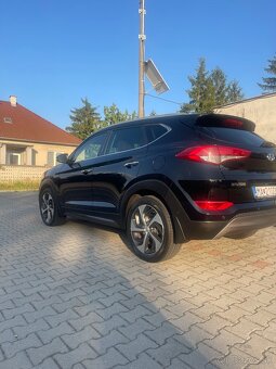 Na predaj: Hyundai Tucson 2.0 CRDi HP Premium 4×4 A/T - 3