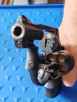 Predám revolver Ruger LCRx 38+P 5430 - 3