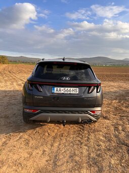 HYUNDAI TUCSON - 3
