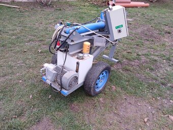 Štiepačka dreva poloautomat - 3