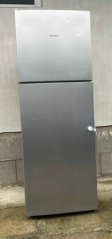 Predám chladničku s mraznickou Siemens - 3