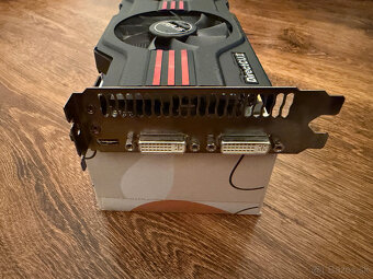 ASUS DCII TOP/2DI/1GD5 na náhradné diely - 3