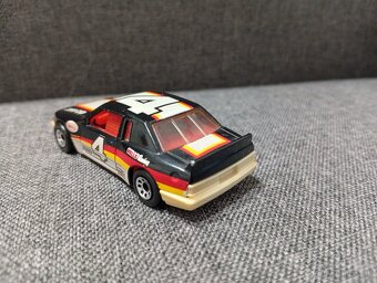 Matchbox Buick Le Sabre, Macau, MB10 - 3