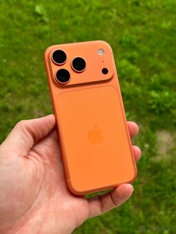 iPhone 17 Pro 256GB Cosmic Orange - 3