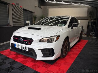 Subaru Impreza WTX STI White Edition - 3