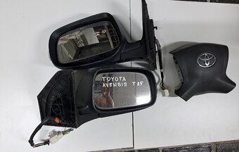 Toyota Avensis T-25 - 3